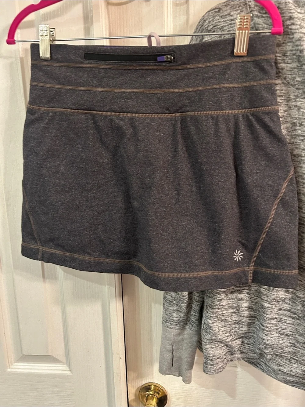 Athleta skort & sweatshirt size S